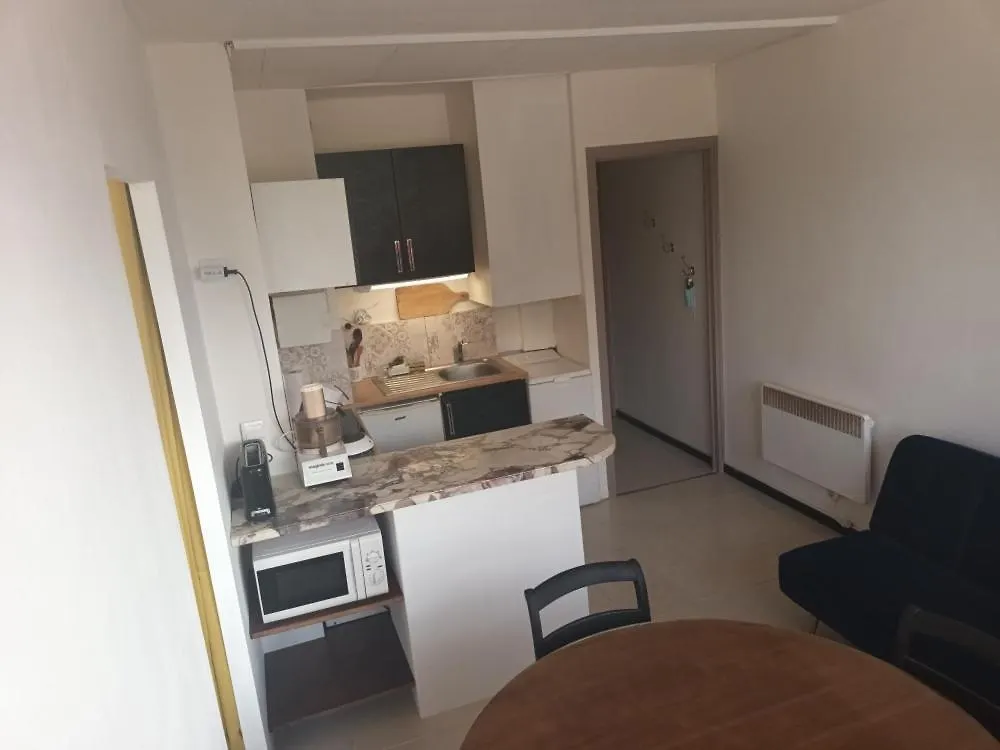 Apartment T1 Plage A Proximite La Ciotat